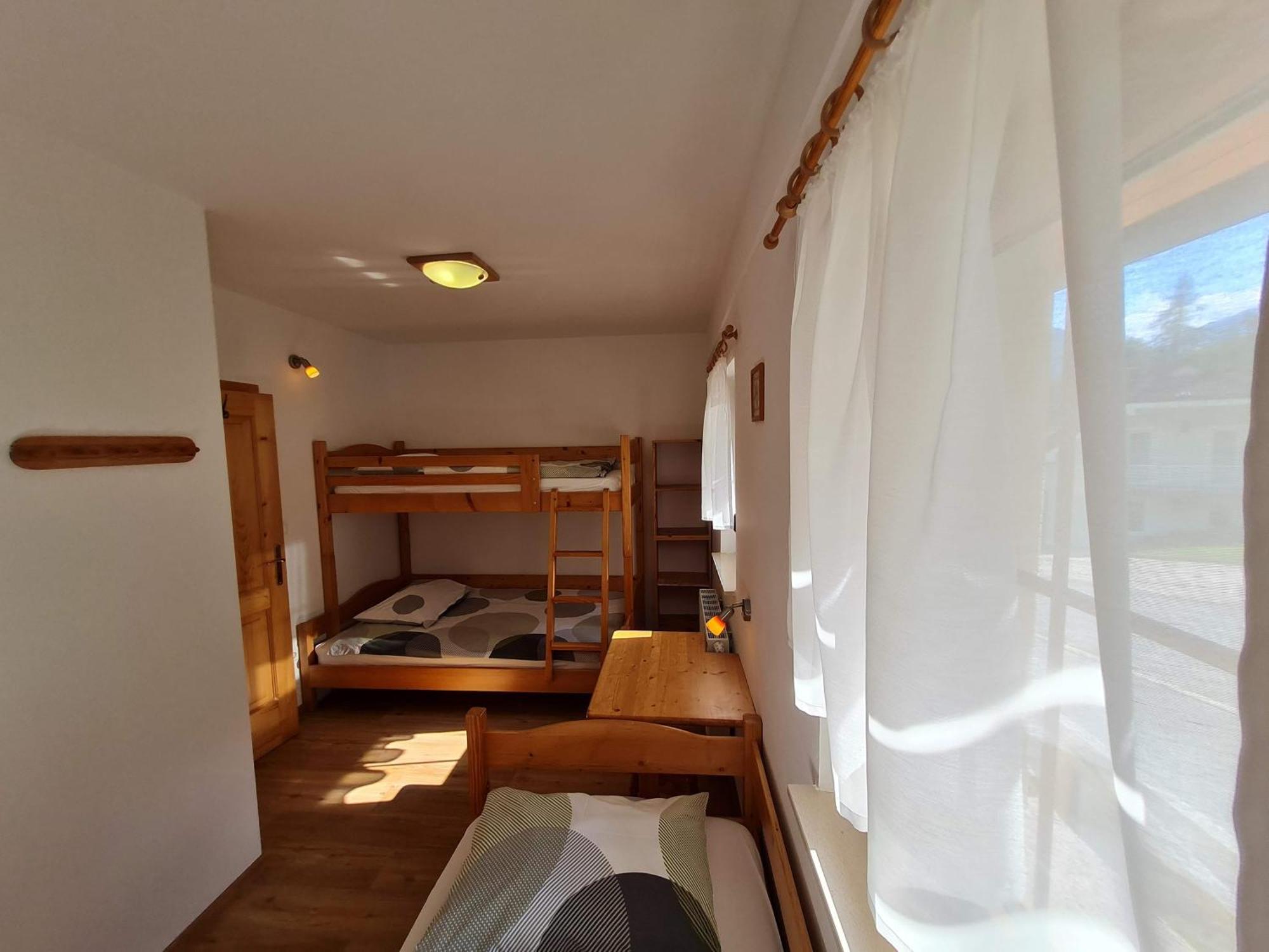 Apartments Karmen Ratece ภายนอก รูปภาพ