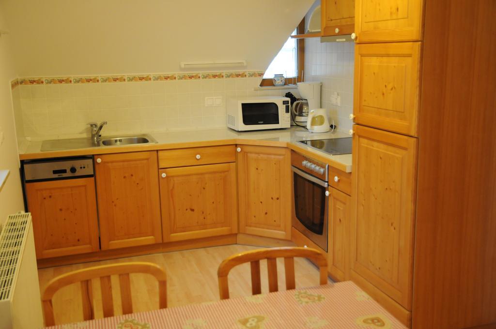 Apartments Karmen Ratece ภายนอก รูปภาพ
